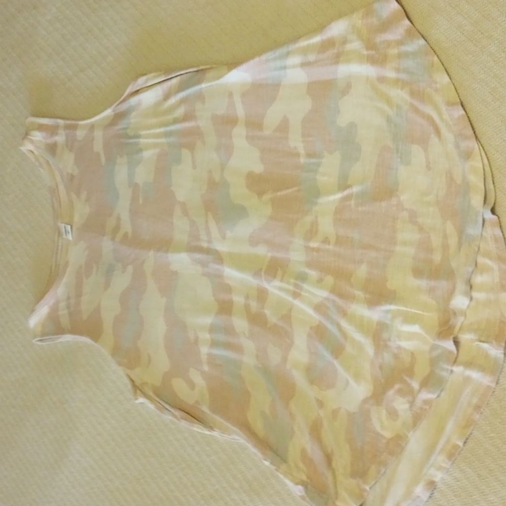 OLD NAVY Camo Tank M